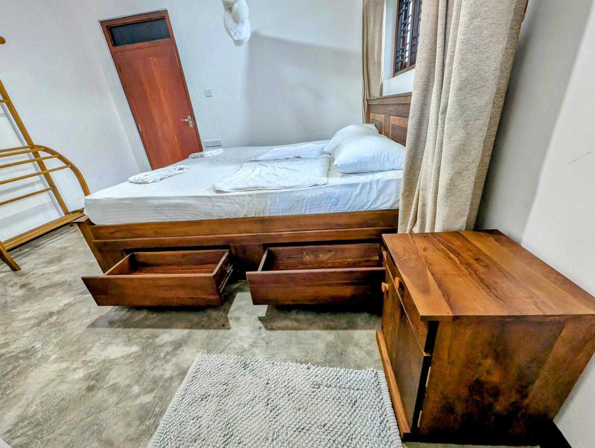 Costels Weligama Hostel Luaran gambar